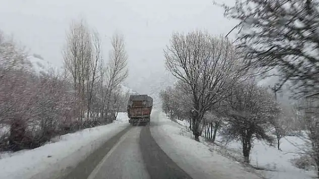 Tunceli'de 163 köy yolu ulaşıma kapandı