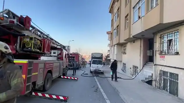 5 katlı binanın 2. katında yangın çıktı!