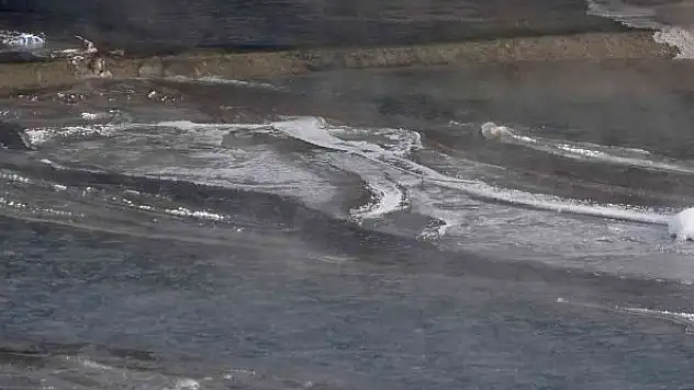 Ağrı eksi 20 derece ile dondu