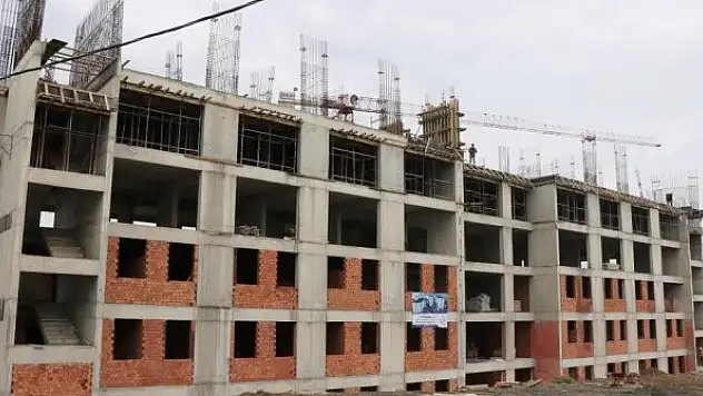 Türkiye'nin en büyüğü olacak öğrenci yurdunun inşat yükseliyor