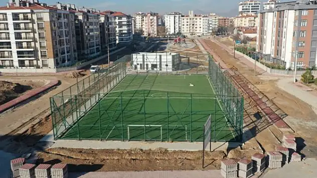 Karatay'da Ahmet Çalık parkı yükseliyor