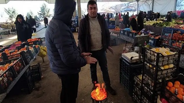 Kar yağdı, pazar yeri boş kaldı