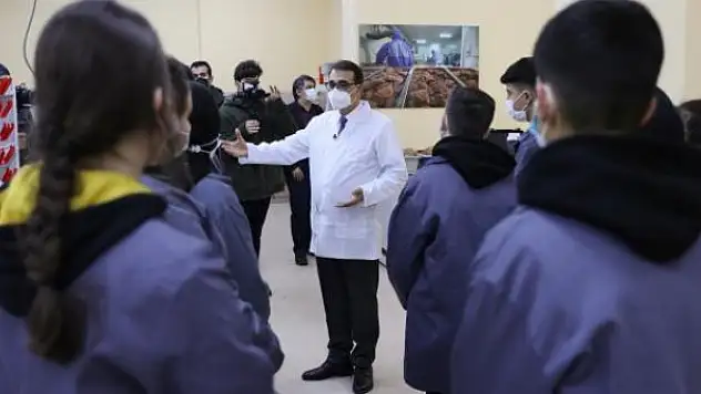 Bakan Dönmez'den madencilik dersi