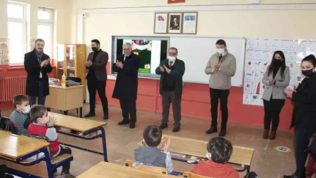 'Tatilde çok iyi dinlenin, ama kitap okumayı da ihmal etmeyin'