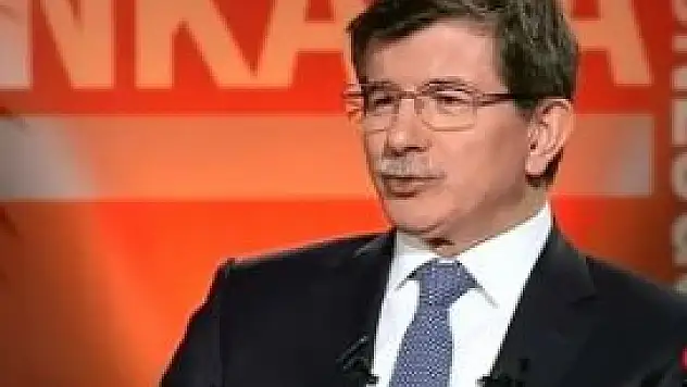 Davutoğlu: İnsanlık suçu işliyorlar