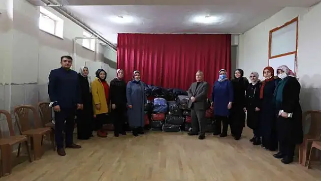 KOMEK ve ASEM çocukların yüreklerini ısıtıyor