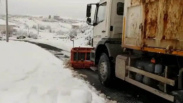 Karla mücadele ekipleri 7/24 sahada