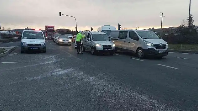 Kar, Avrupa'dan İstanbul'a gelen damarları kesti