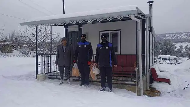 Mut'ta yaşlı ve hastalara destek