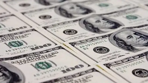 Nisan'da cari açık 3,4 milyar dolar