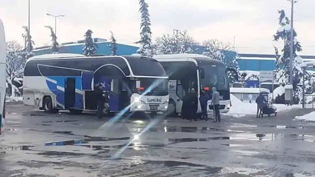 TEM otoyolunun açılmasıyla otobüsler yolculuklarına devam etti