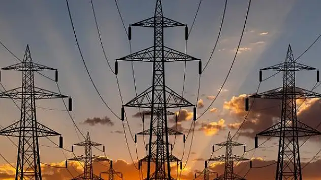 ABD'de iç savaş alarmı: Elektrik şebekeleri hedef alınabilir