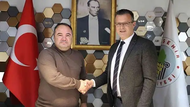 Alaşehir Belediyesinden işçileri sevindiren sözleşme