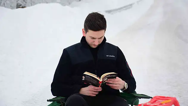 Eksi 8 derecede kitap keyfi