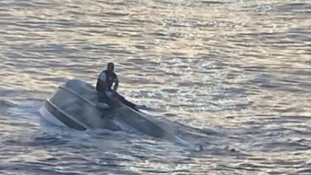 ABD'de alabora olan teknedekileri arama çalışmaları durduruldu