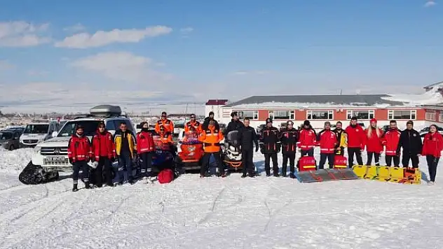 Muş'ta UMKE, AFAD ve JAK'tan nefes kesen tatbikat