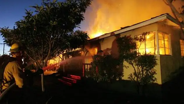 ABD'de bir evde yangın çıktı: 2'si çocuk 4 ölü