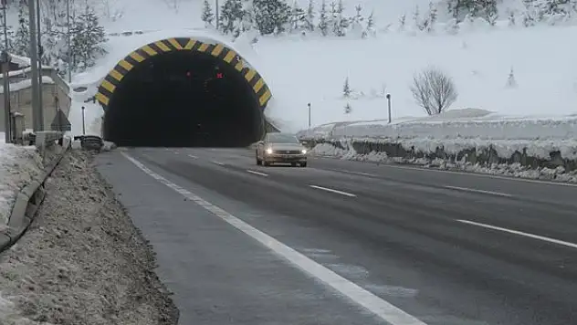 Anadolu Otoyolu'nun Bolu Dağı Tüneli kesimi geçici olarak ulaşıma kapatılacak