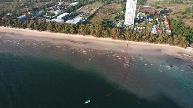 Tayland'da petrol sızıntısı: OHAL ilan edildi