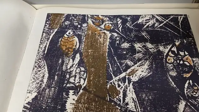 1900'lü yıllarda elle yazılan tezler akademik çalışmalara örnek oluyor