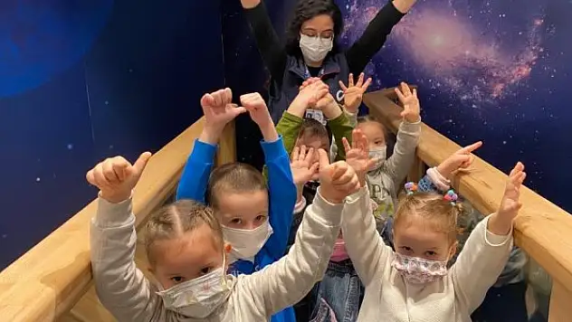 Minikler GUHEM'de uzay ve havacılık ile tanıştı