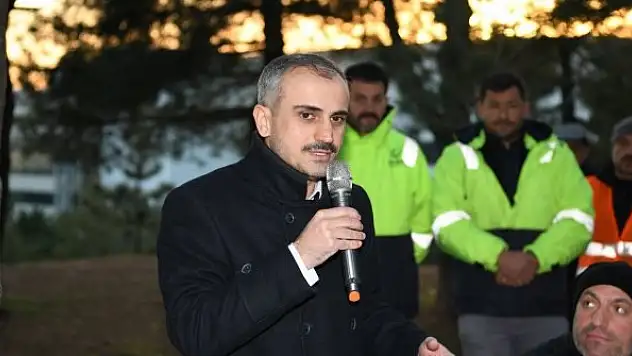 Başkan Çiftçi, saha ekipleriyle buluştu