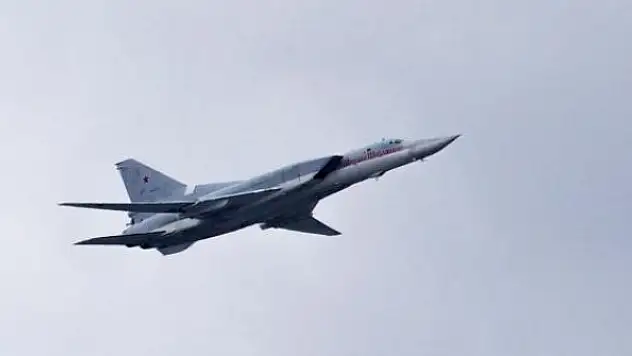 İngiltere, hava sahasına yaklaşan dört Rus uçağını uzaklaştırdı