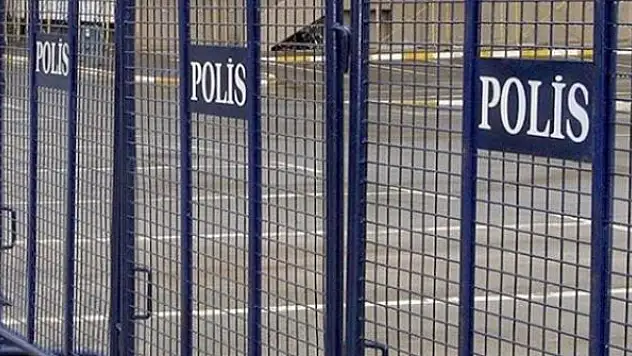 Hakkari'de gösteri ve yürüyüşler geçici olarak yasaklandı