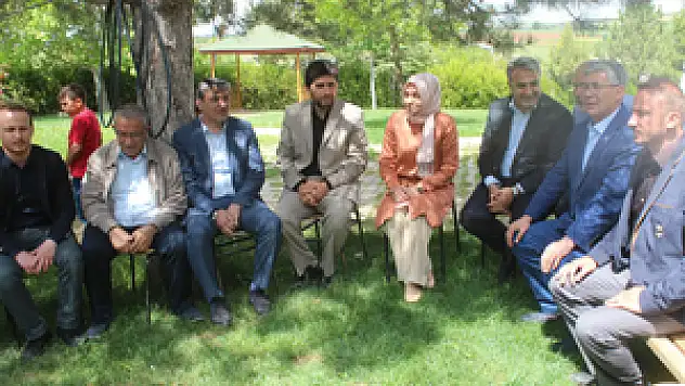 Ak Partili vekiller teşekkür ziyaretinde