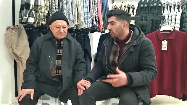 Harçlığını almaya giden genç, ATM'den bulduğu parayı sahibine ulaştırdı