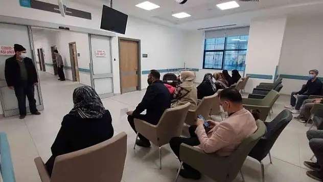 Turkovac'a akın var: 4 bine yakın aşı yapıldı