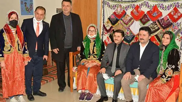 Bin yıllık geleneği yeni nesillere aktarıyorlar