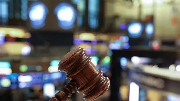 Küresel piyasalarda yön arayışı sürüyor