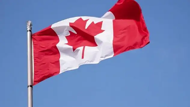 Kanada'da ilk kez bir eyalet aşı ve maske şartını kaldırıyor