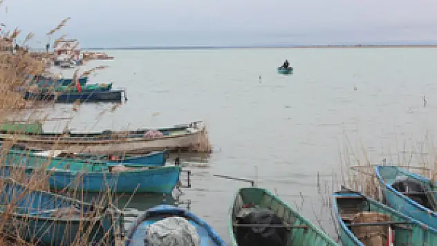 Beyşehir Gölü'nde balık av yasağı sona eriyor