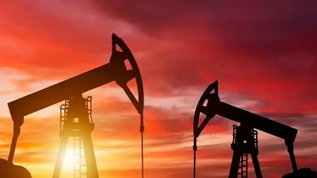 Artan gerilim petrol fiyatlarını hareketlendirdi