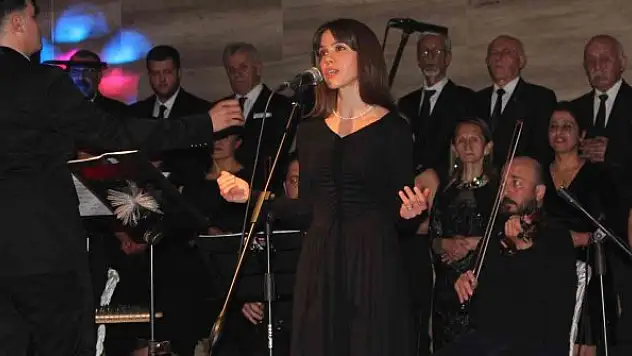 Bu koroda her meslekten insan var