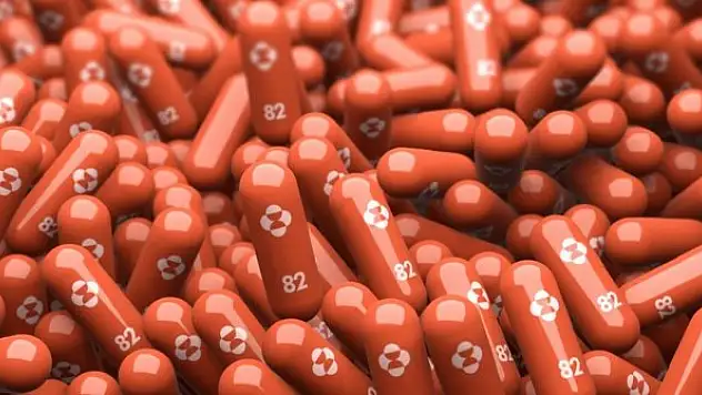 Molnupiravir 65 yaş ve üstü vatandaşlara dağıtılmaya başladı