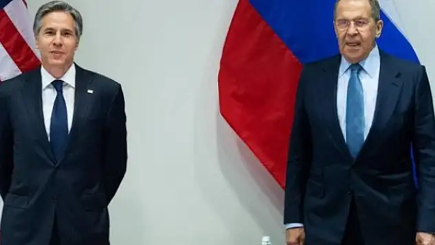 Lavrov, ABD'li mevkidaşı Blinken ile telefon görüşmesi yaptı