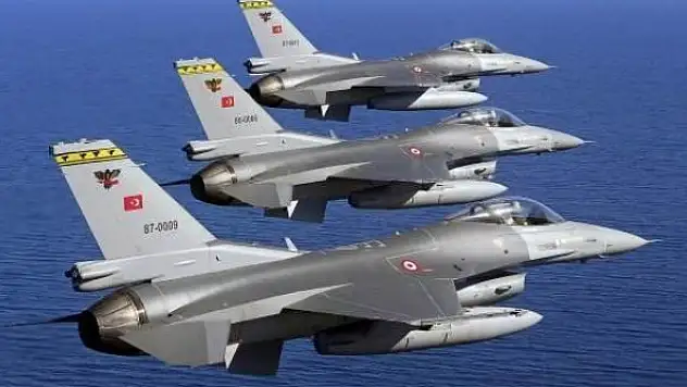Türk F-16'ları Yunanistan yolcusu