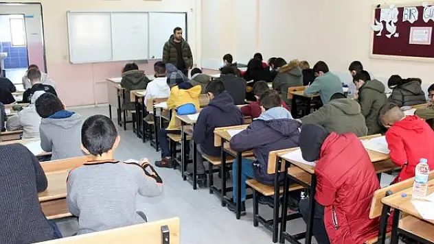 Binlerce kişi Siyer Yarışması'na katıldı