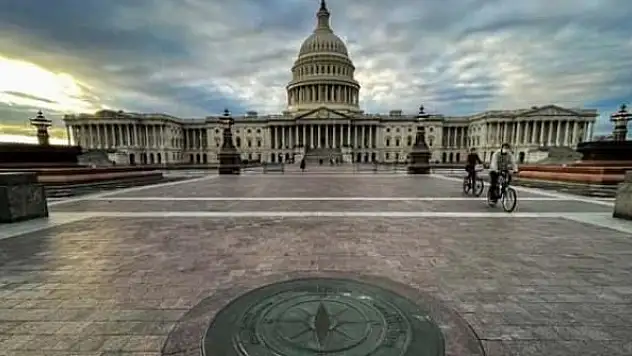 ABD'de kısıtlamalar için tarih verildi: Resmen kaldırılıyor!