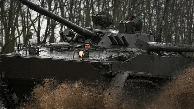 Rusya: Tatbikat görevini tamamlayan bazı birlikler dönmeye başladı