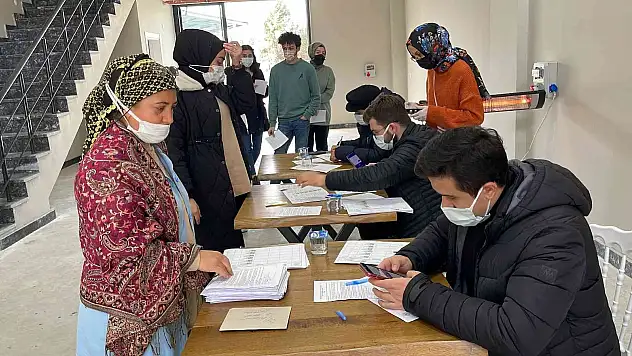 Fabrikalarda iş gücü azalmaması için, aşı işçinin ayağına gidiyor