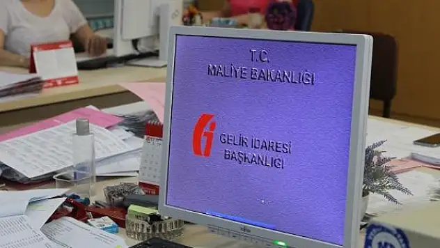 Geçici gelir ve kurum beyannamelerinde süre uzatıldı