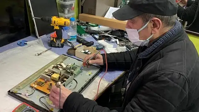 Çok uzun süre açık kalan televizyon yüklü masraf çıkarabilir