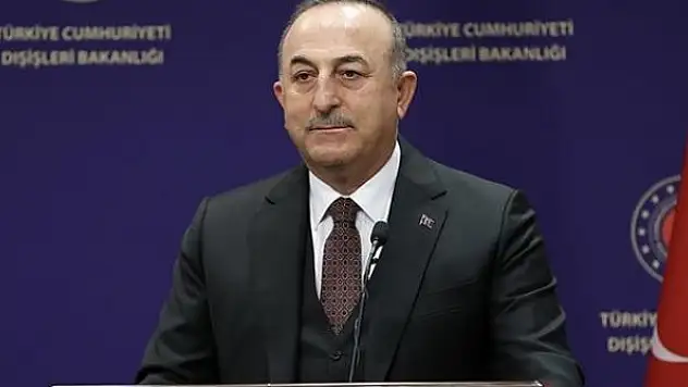 Dışişleri Bakanı Çavuşoğlu'ndan Dendias'a Ukrayna yanıtı