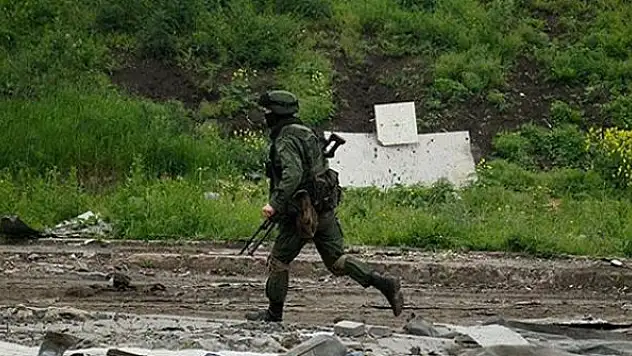 Donbas'ta Rusya yanlısı ayrılıkçılar saldırdı: 2 Ukrayna askeri öldü