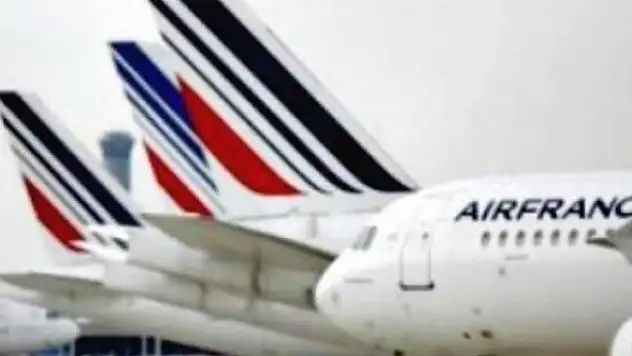 Fransa'da namaz kılan pilot için akıl almaz uygulama