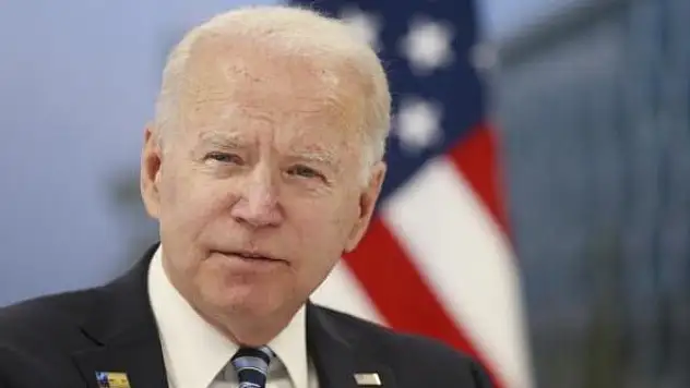 Biden ve Zelenskiy telefonda görüştü